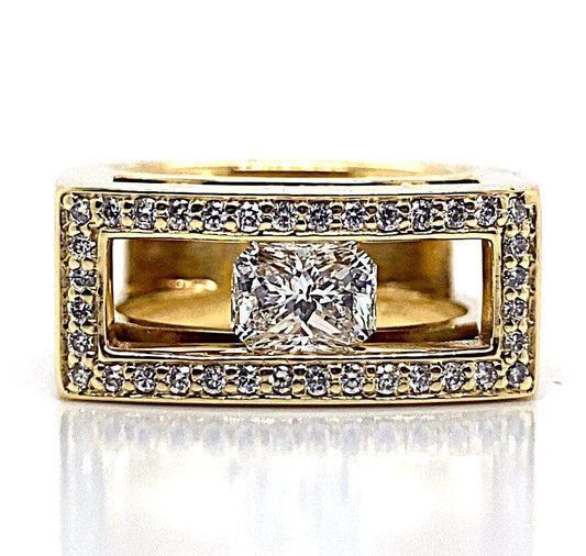 18K YELLOW GOLD .76 CT NATURAL RADIANT CUT DIAMOND CENTER H/VS2 (GIA CERTIFIED) .40 CT TW NATURAL ROUND BRILLIANT DIAMOND ACCENT FASHION RING
