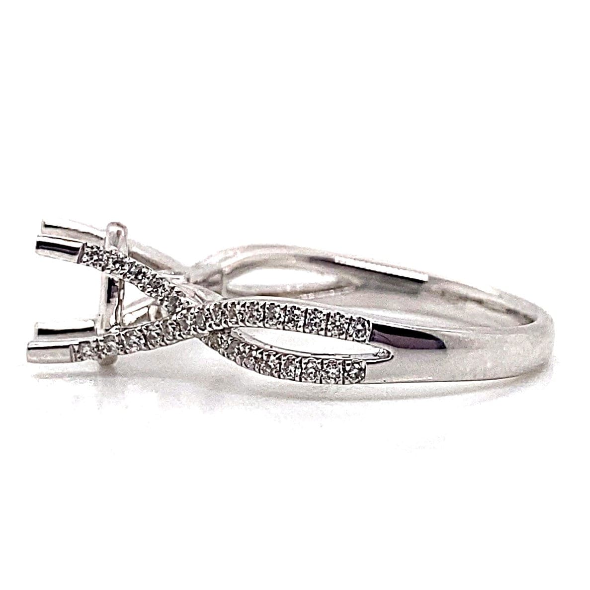 18K WHITE GOLD NO CENTER (OVAL) .27 CT TW NATURAL ROUND BRILLIANT DIAMOND ACCENT INFINITY STYLE RING