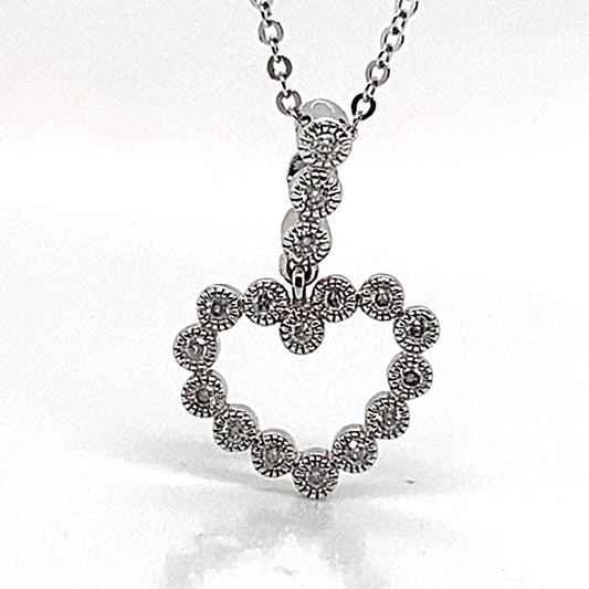 14K WHITE GOLD .20 CT TW NATURAL ROUND BRILLIANT DIAMOND MILGRAIN BEZEL SET HEART STYLE PENDANT WITH 18" ROLO STYLE CHAIN