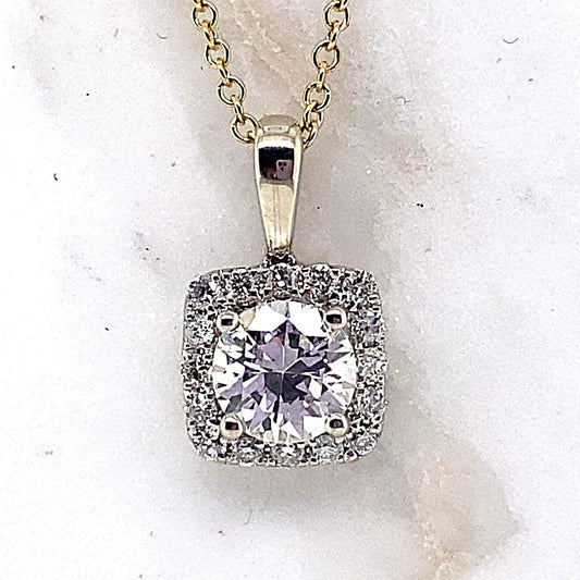 14K WHITE GOLD .51 CT RBC NATURAL ROUND BRILLIANT DIAMOND CENTER H-I/VS2 .20 CT TW NATURAL ROUND BRILLIANT DIAMOND ACCENT HALO STYLE PENDANT WITH YELLOW GOLD CHAIN