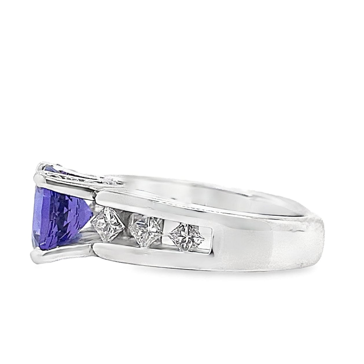 14K WHITE GOLD 2.70 CT ROUND BRILLIANT TANZANITE CENTER AAA QUALITY 1.30 CT TW NATURAL PRINCESS AND ROUND BRILLIANT DIAMOND ACCENT FLOATING STYLE RING