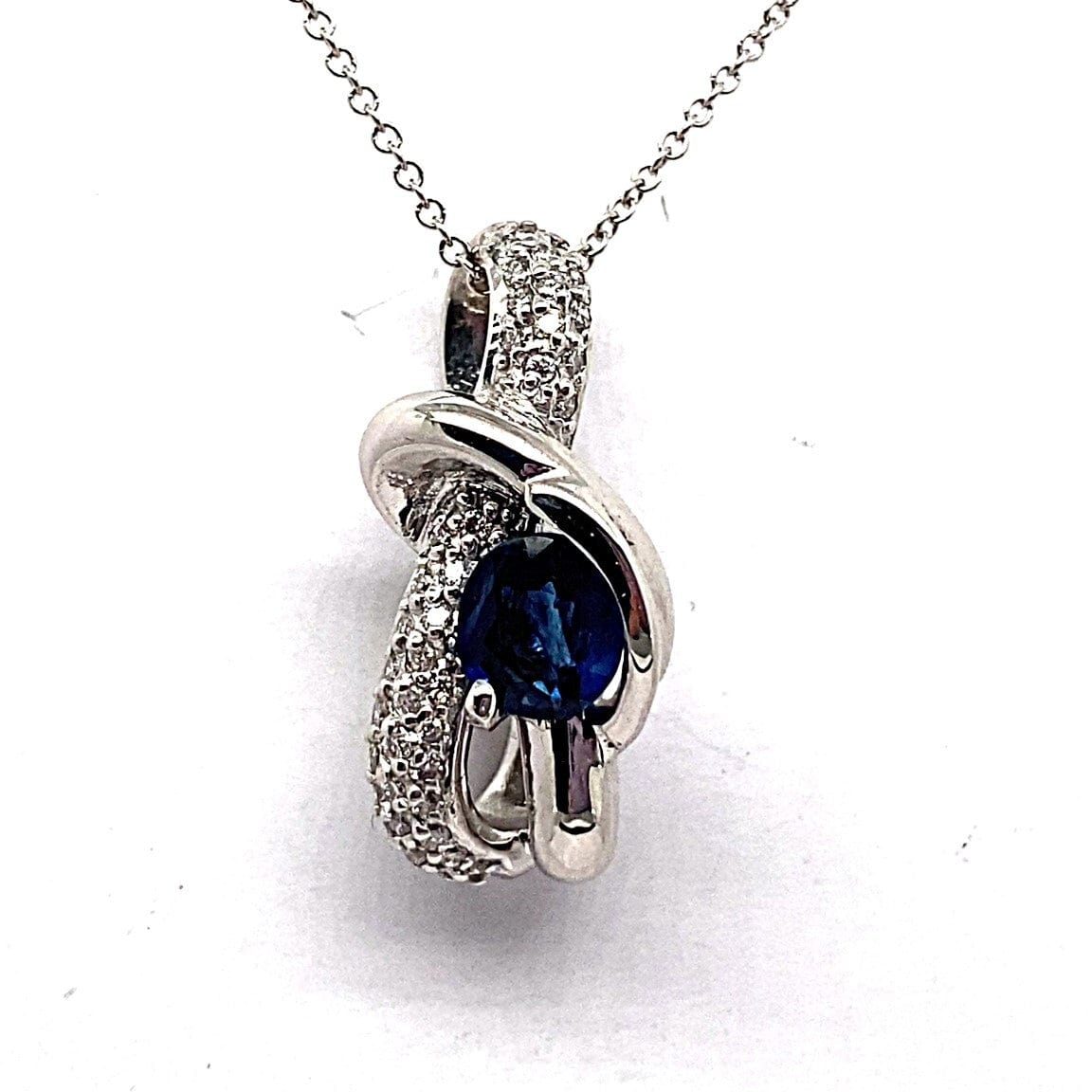 14K WHITE GOLD 3/4 CT NATURAL BLUE SAPPHIRE 1/2 CT TW NATURAL ROUND BRILLIANT DIAMOND PENDANT WITH CHAIN 18"