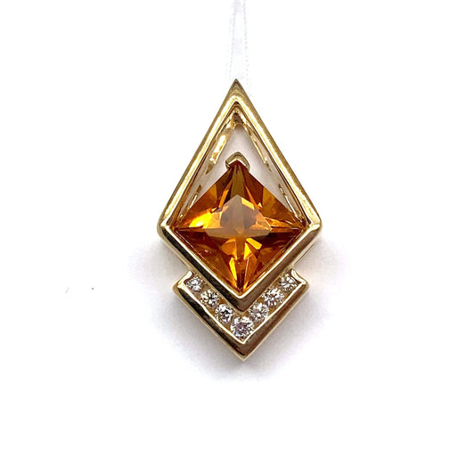14K WHITE GOLD 2.55 CT CITRINE CENTER 0.151 CT TW NATURAL DIAMOND ACCENT PENDANT