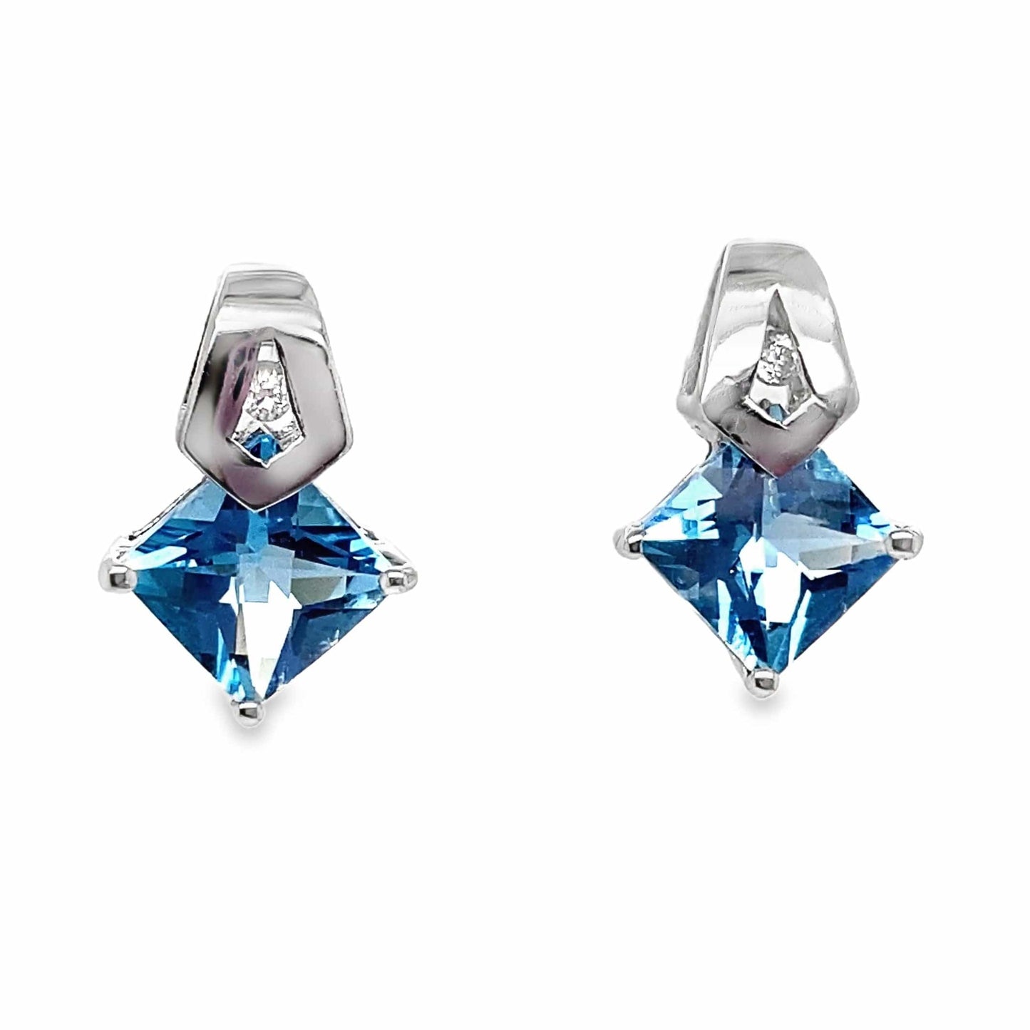 14K WHITE GOLD 2.60 CT TW SWISS BLUE TOPAZ CENTER 0.03 CT TW NATURAL DIAMOND ACCENT EARRINGS