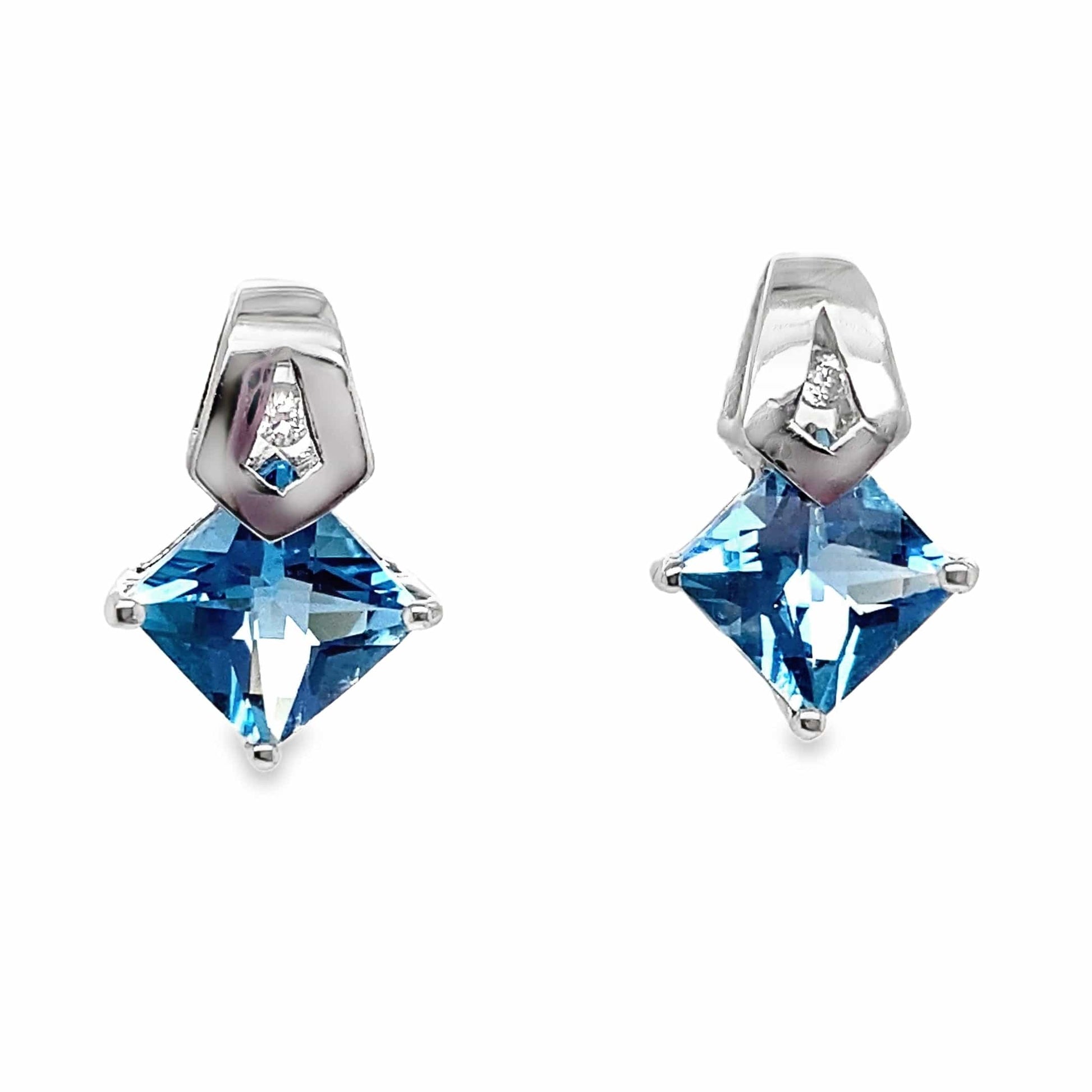 14K WHITE GOLD 2.60 CT TW SWISS BLUE TOPAZ CENTER 0.03 CT TW NATURAL DIAMOND ACCENT EARRINGS