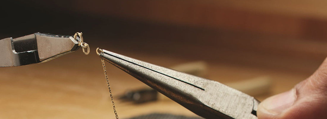 Clasp Repair 101: Restoring Your Jewelry’s Security and Style