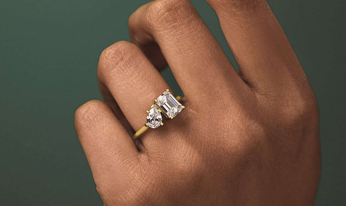 Toi et Moi engagement ring with two complementary center stones, representing a leading bridal trend of 2026.