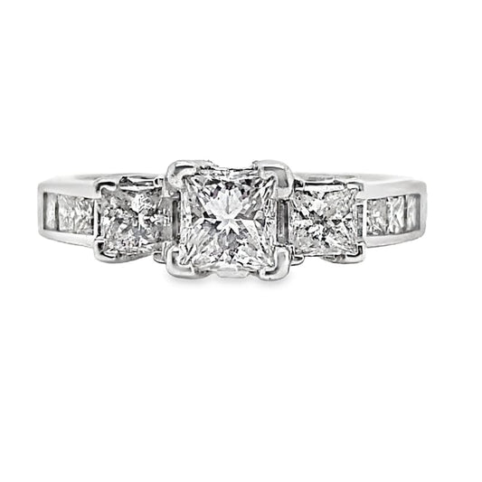 14K WHITE GOLD .68 CT NATURAL PRINCESS CUT DIAMOND CENTER I/SI1 1.10 CT TW NATURAL PRINCESS DIAMOND ACCENT THREE STONE STYLE RING