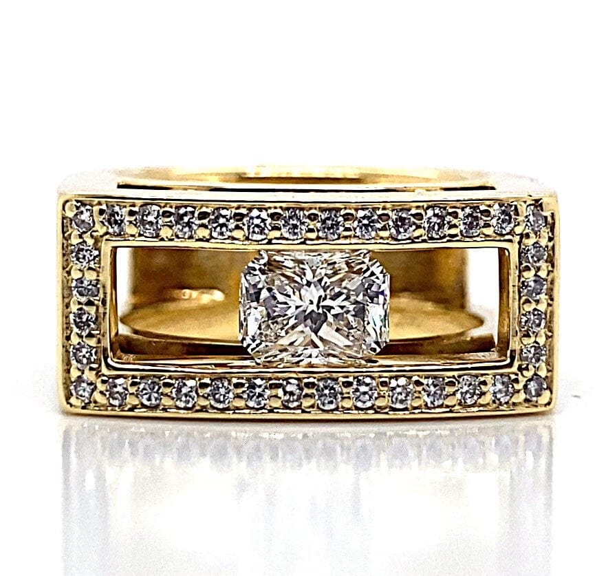 18K YELLOW GOLD .76 CT NATURAL RADIANT CUT DIAMOND CENTER H/VS2 (GIA CERTIFIED) .40 CT TW NATURAL ROUND BRILLIANT DIAMOND ACCENT FASHION RING
