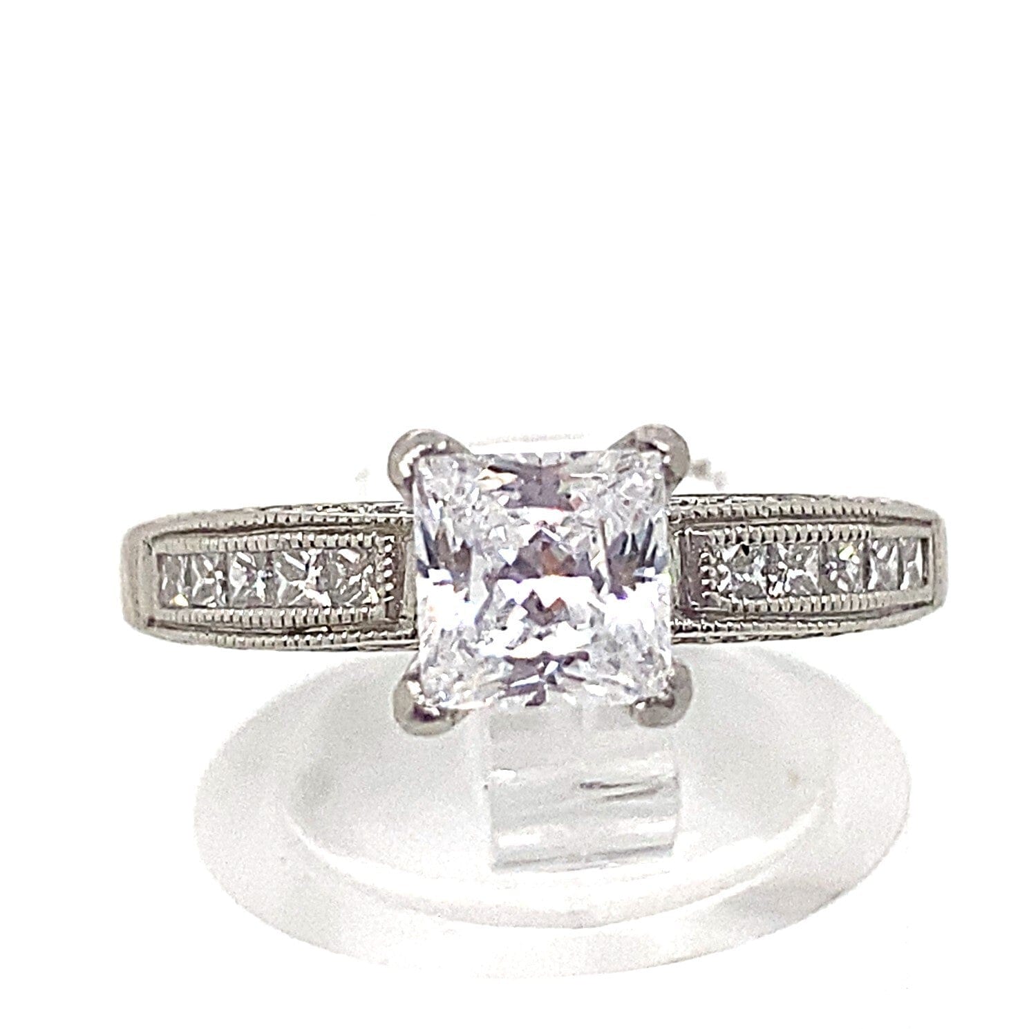 PLATINUM CZ CENTER (5.5 MM PRINCESS) .80CT TW NATURAL PRINCESS DIAMOND ACCENT ENGAGEMENT RING ESTATE