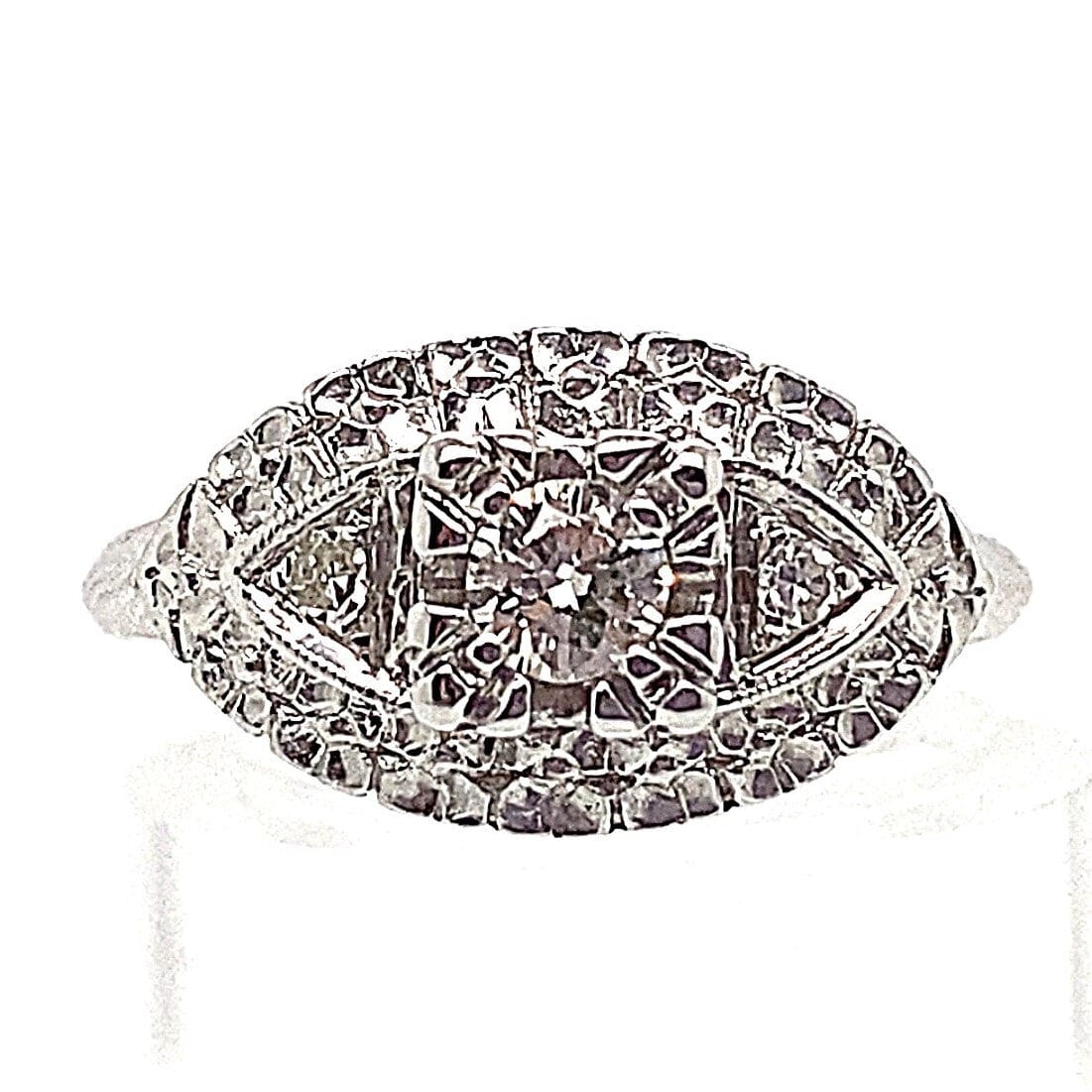 14K WHITE GOLD .25CT RBC NATURAL DIAMOND .05CT TW ACCENT ESTATE RING