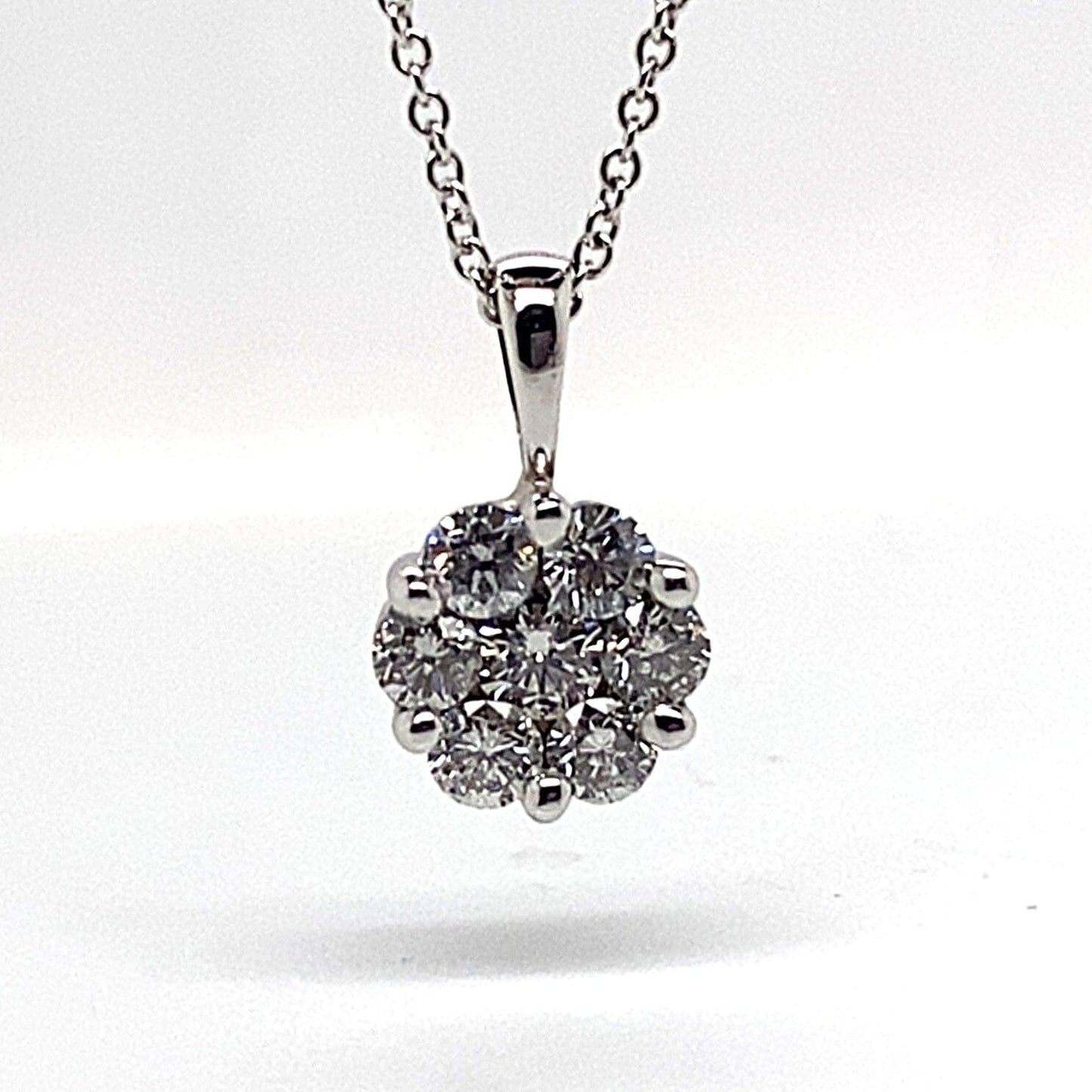 14K WHITE GOLD .80 CT TW NATURAL ROUND BRILLIANT DIAMOND CLUSTER STYLE PENDANT WITH 18" ROLO CHAIN