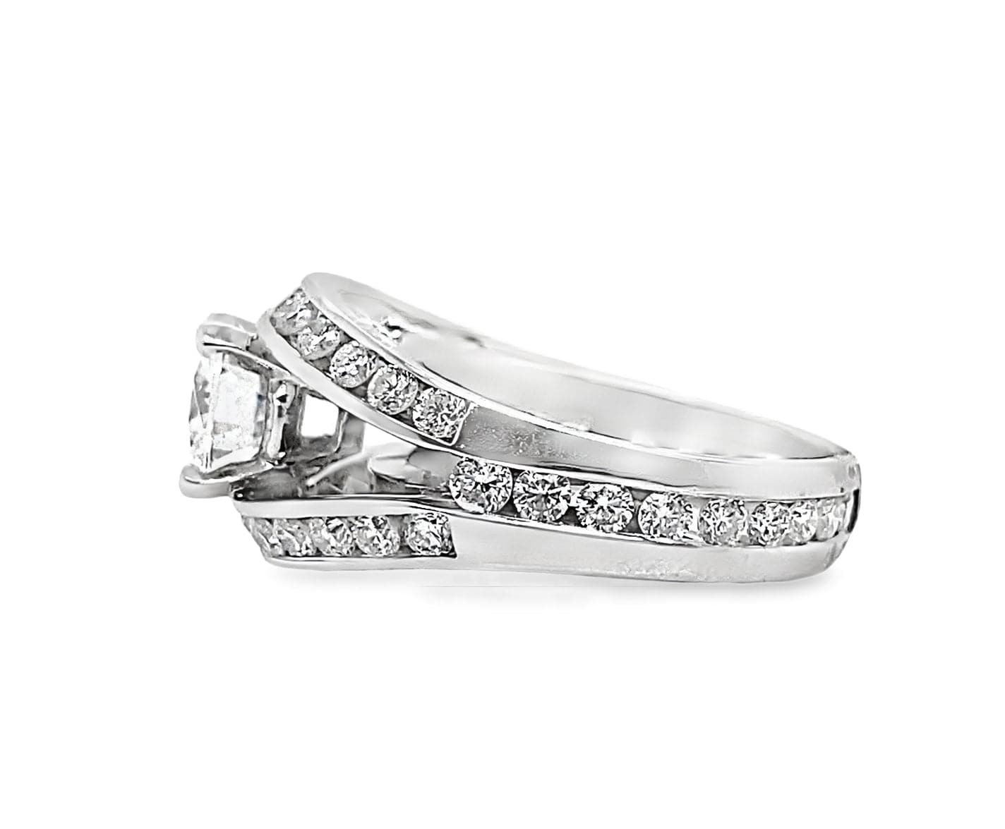 14K WHITE GOLD 6.5 MM ROUND BRILLIANT MOISSANITE CENTER 1.65 CT TW NATURAL ROUND BRILLIANT DIAMOND ACCENT RING