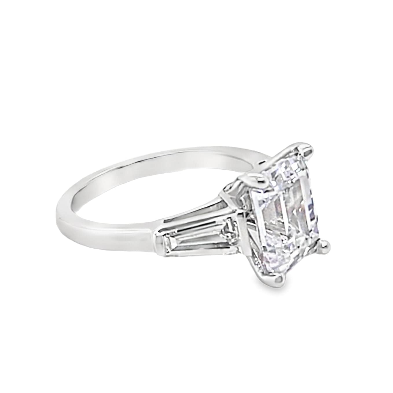 14K WHITE GOLD CZ CENTER (9X7MM EMERALD CUT) .70 CT TW NATURAL BAGUETTE DIAMOND ACCENT G/VS RING