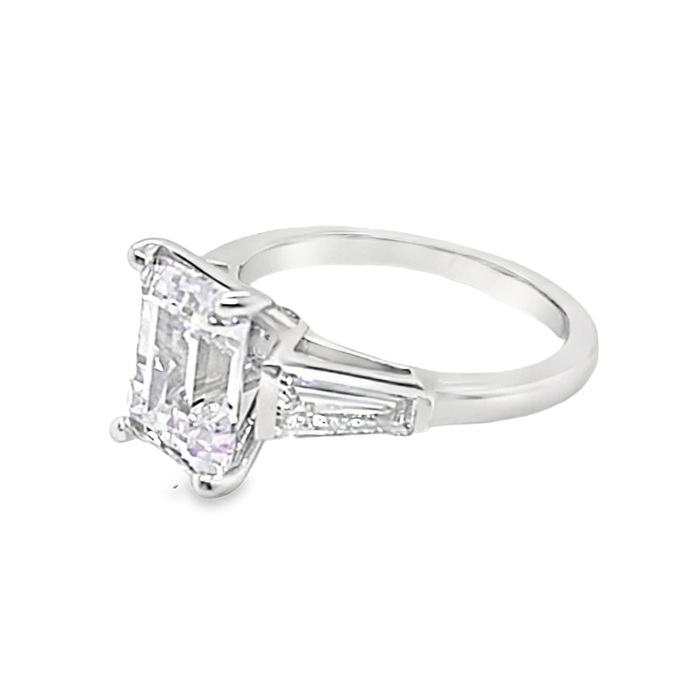 14K WHITE GOLD CZ CENTER (9X7MM EMERALD CUT) .70 CT TW NATURAL BAGUETTE DIAMOND ACCENT G/VS RING