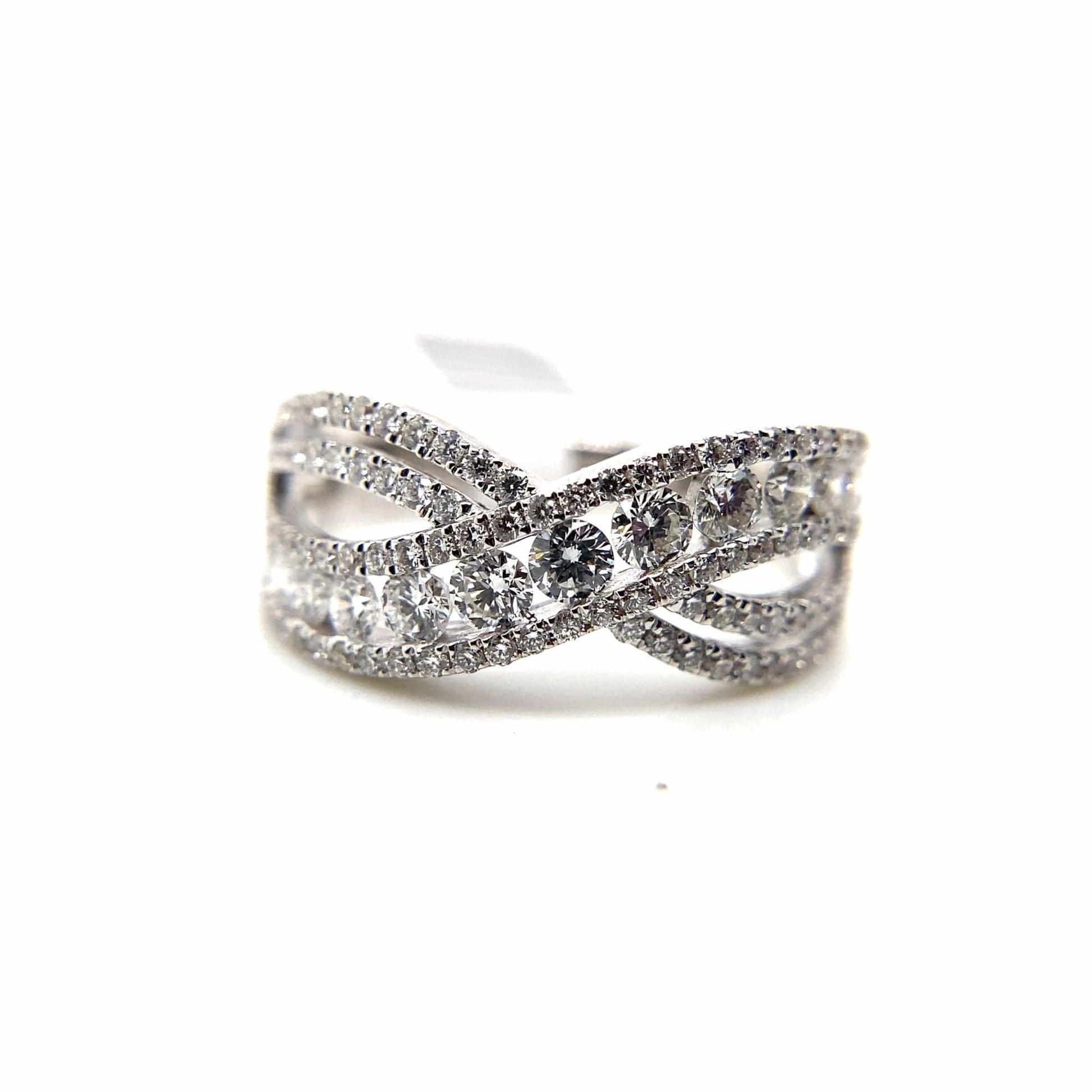 18K WHITE GOLD .94 CT TW NATURAL ROUND BRILLIANT DIAMOND FASHION RING