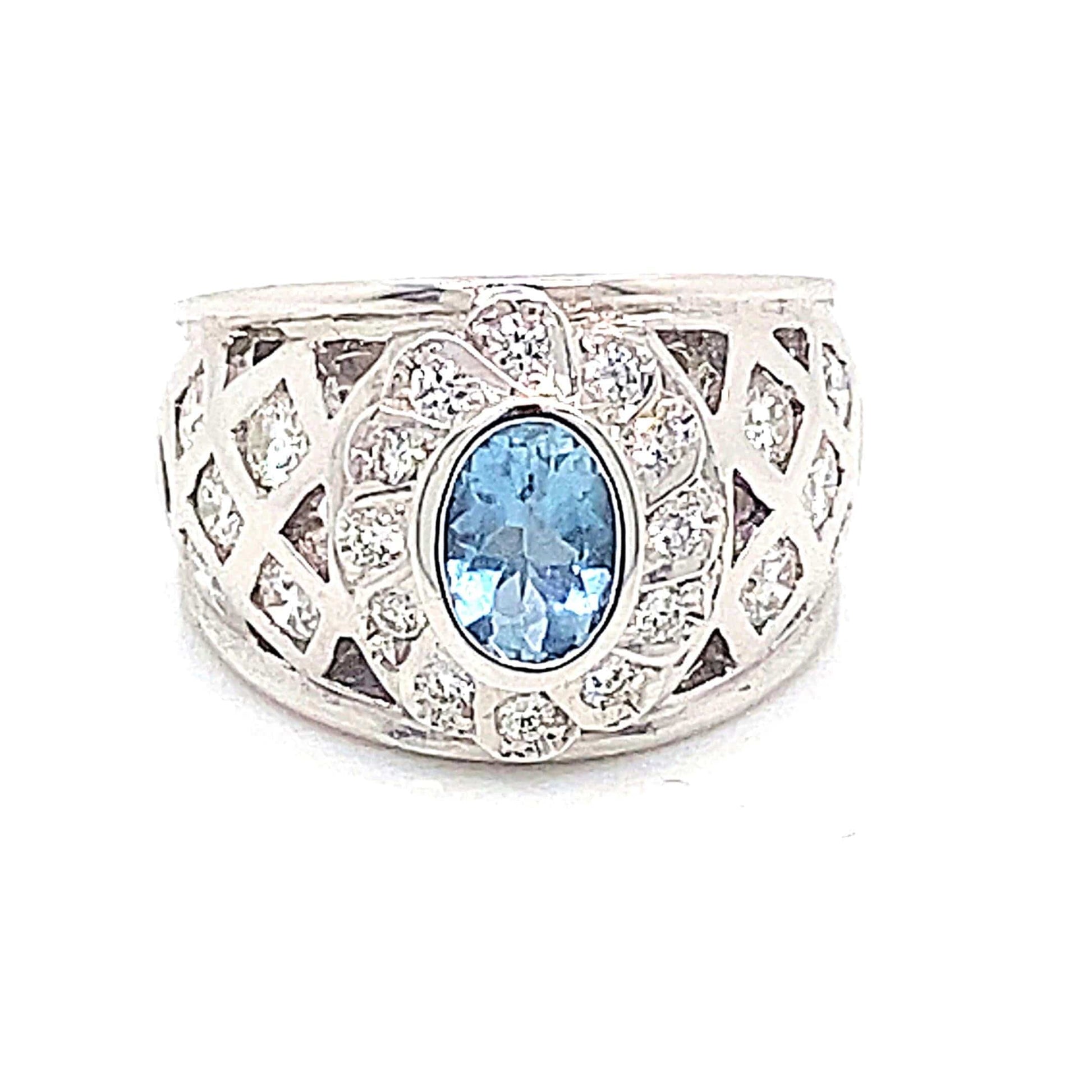 14K WHITE GOLD .65 CT OVAL AQUAMARINE CENTER .80 CT TW NATURAL ROUND BRILLIANT DIAMOND ACCENT DESIGN RING