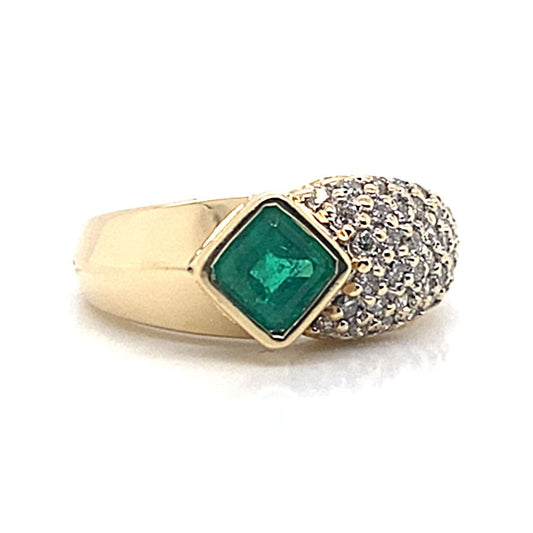 14K YELLOW GOLD .60 CT SQUARE EMERALD CENTER AA QUALITY  1/2 CT TW NATURAL ROUND BRILLIANT DIAMOND ACCENT FASHION RING