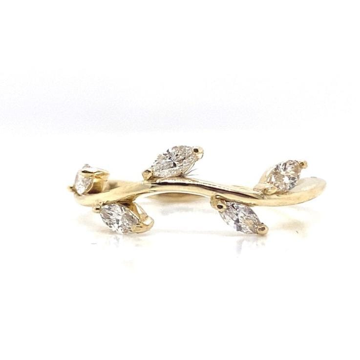 14K YELLOW GOLD .85CT TW NATURAL DIAMOND ACCENT MARQUISE CUT (5) VINE STYLE RING