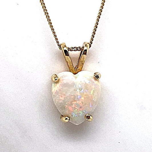 14K YELLOW GOLD 9 MM HEART SHAPE OPAL PENDANT WITH CHAIN