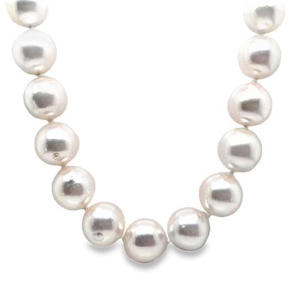 18" 8.5-9 MM FINE QUALITY AKOYA PEARL STRAND WITH 14K YELLOW GOLD CLASP