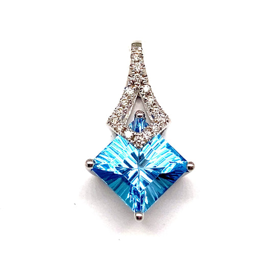 LIVINGSTONE JEWELRY 14K WHITE GOLD 3.25 CT SWISS BLUE TOPAZ CENTER 0.096 CT TW NATURAL DIAMOND ACCENT PENDANT