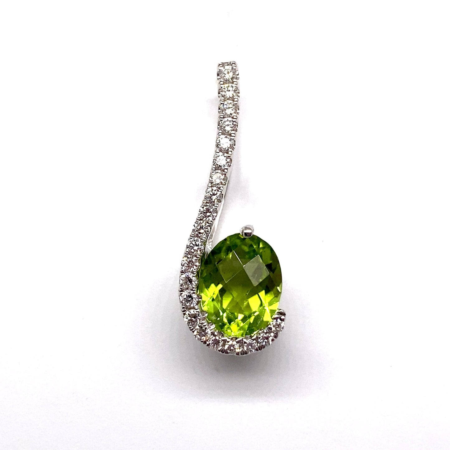 livingstone jewelry 14k white gold 1.95 ct peridot center 0.27 ct tw natural diamond accent pendant