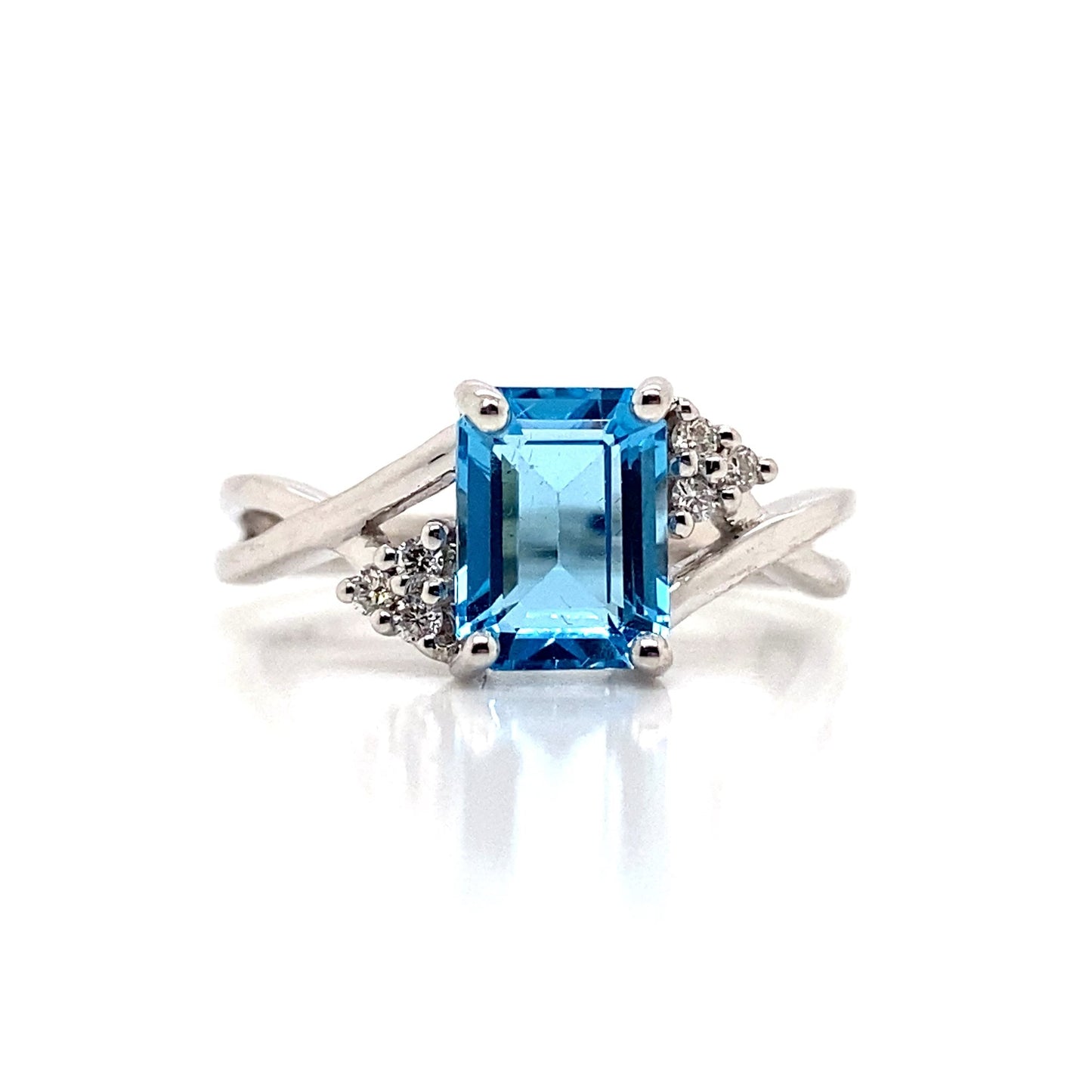 livingstone jewelry 14k white gold 1.80 ct swiss blue topaz center 0.078 tw natural diamond accent ring