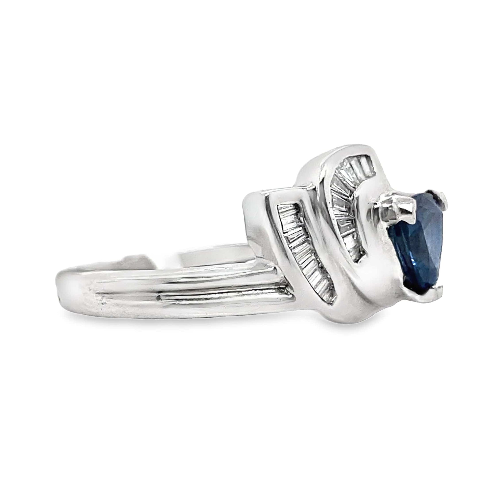 14K WHITE GOLD BLUE SAPPHIRE RING 0.99 BAGUETTE 0.31