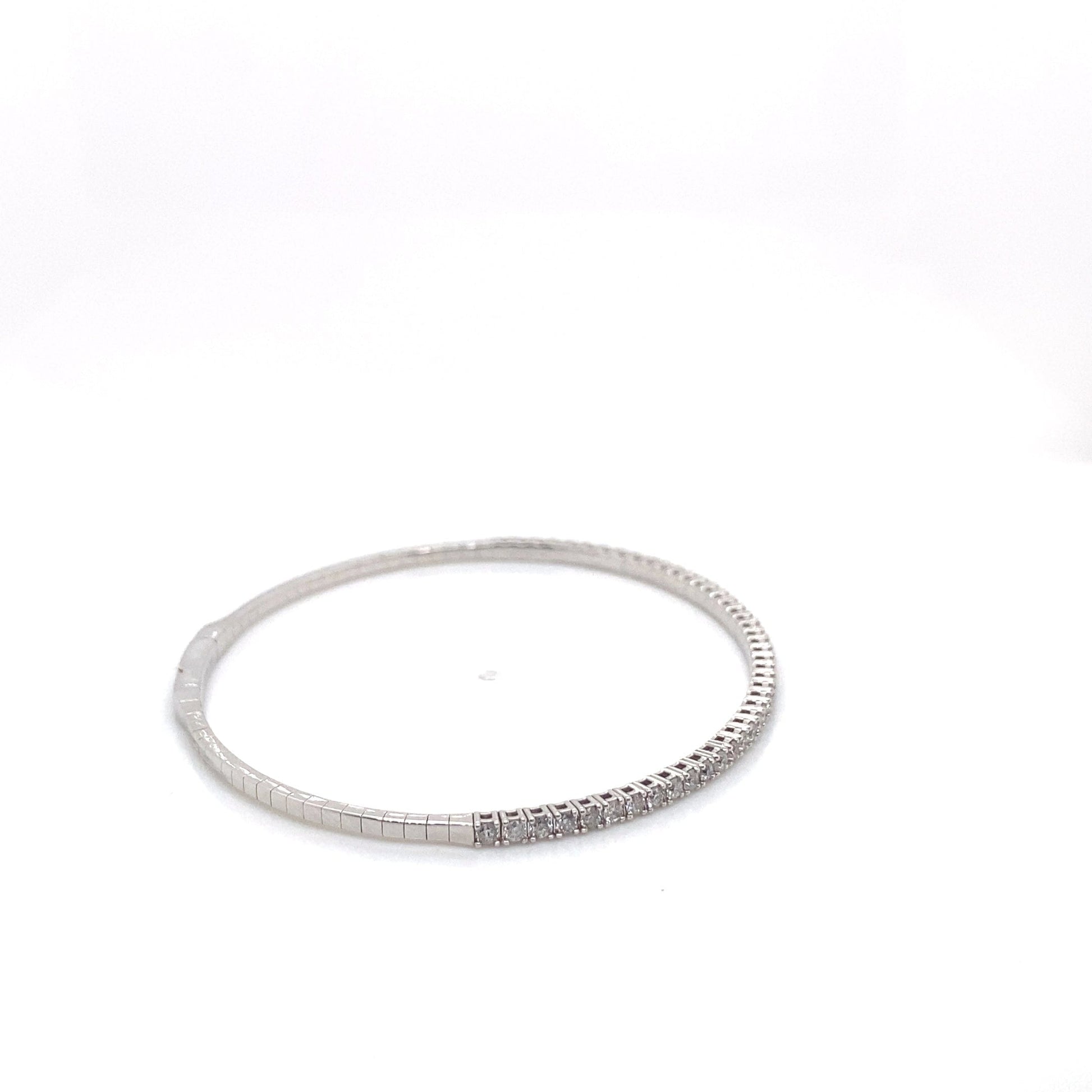 14K WHITE GOLD 2.54 CT TW LAB GROWN DIAMOND CIRCLE BANGLE BRACELET