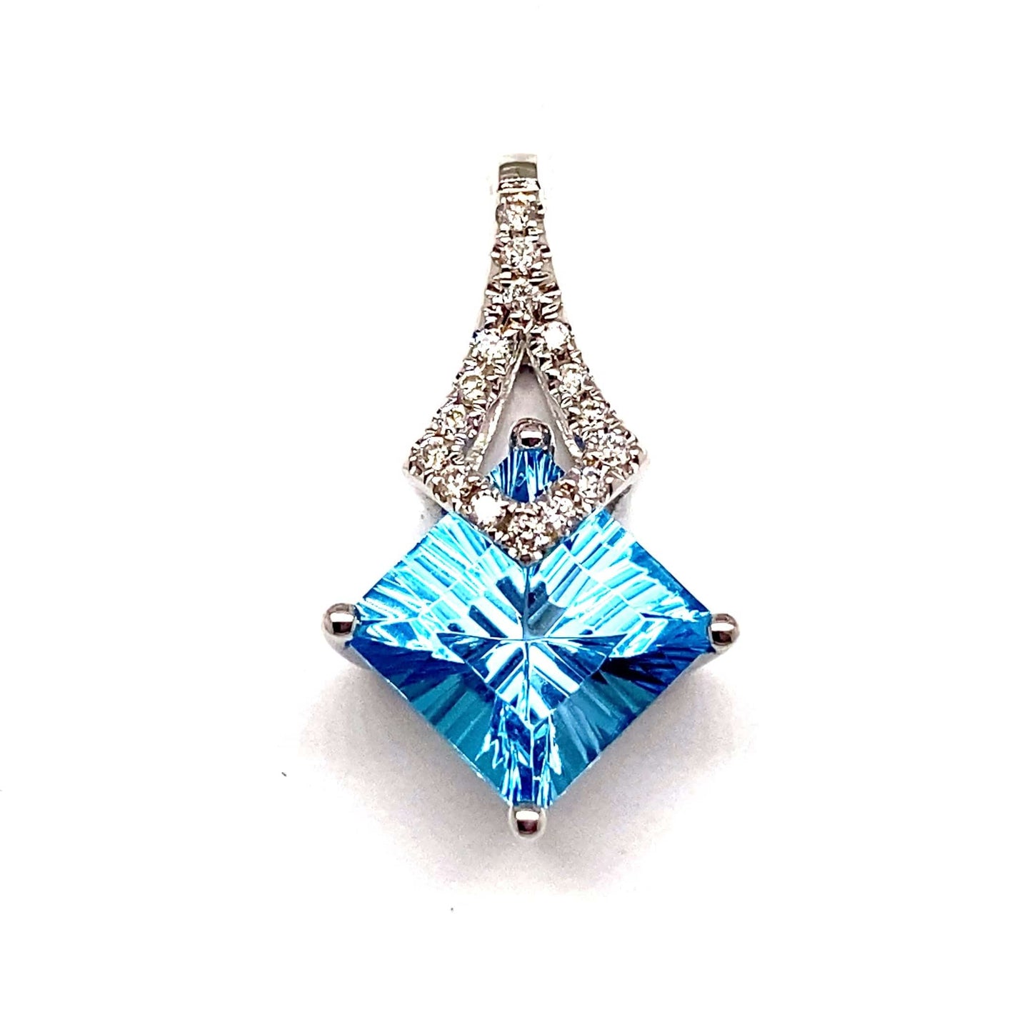 14K WHITE GOLD 3.25 CT SWISS BLUE TOPAZ CENTER 0.096 CT TW NATURAL DIAMOND ACCENT PENDANT