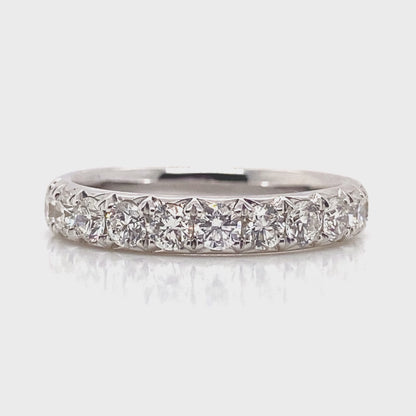 18KW .91CTW NAT RBC CUT DIAMOND F/VS FRENCH-SET BAND