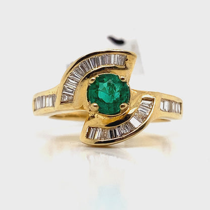 18K YELLOW GOLD  .41 CT NATURAL EMERALD CENTER   .40 CT NATURAL DIAMOND ACCENT  FASHION RING