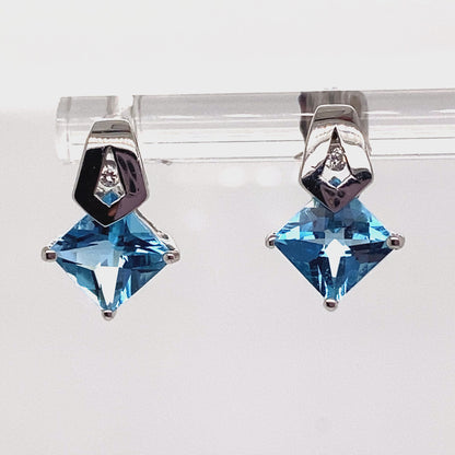 14K WHITE GOLD 2.60 CT TW SWISS BLUE TOPAZ CENTER 0.03 CT TW NATURAL DIAMOND ACCENT EARRINGS