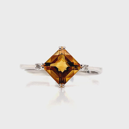 14K WHITE GOLD 1.00 CT CITRINE CENTER 0.022 TW NATURAL DIAMOND ACCENT RING