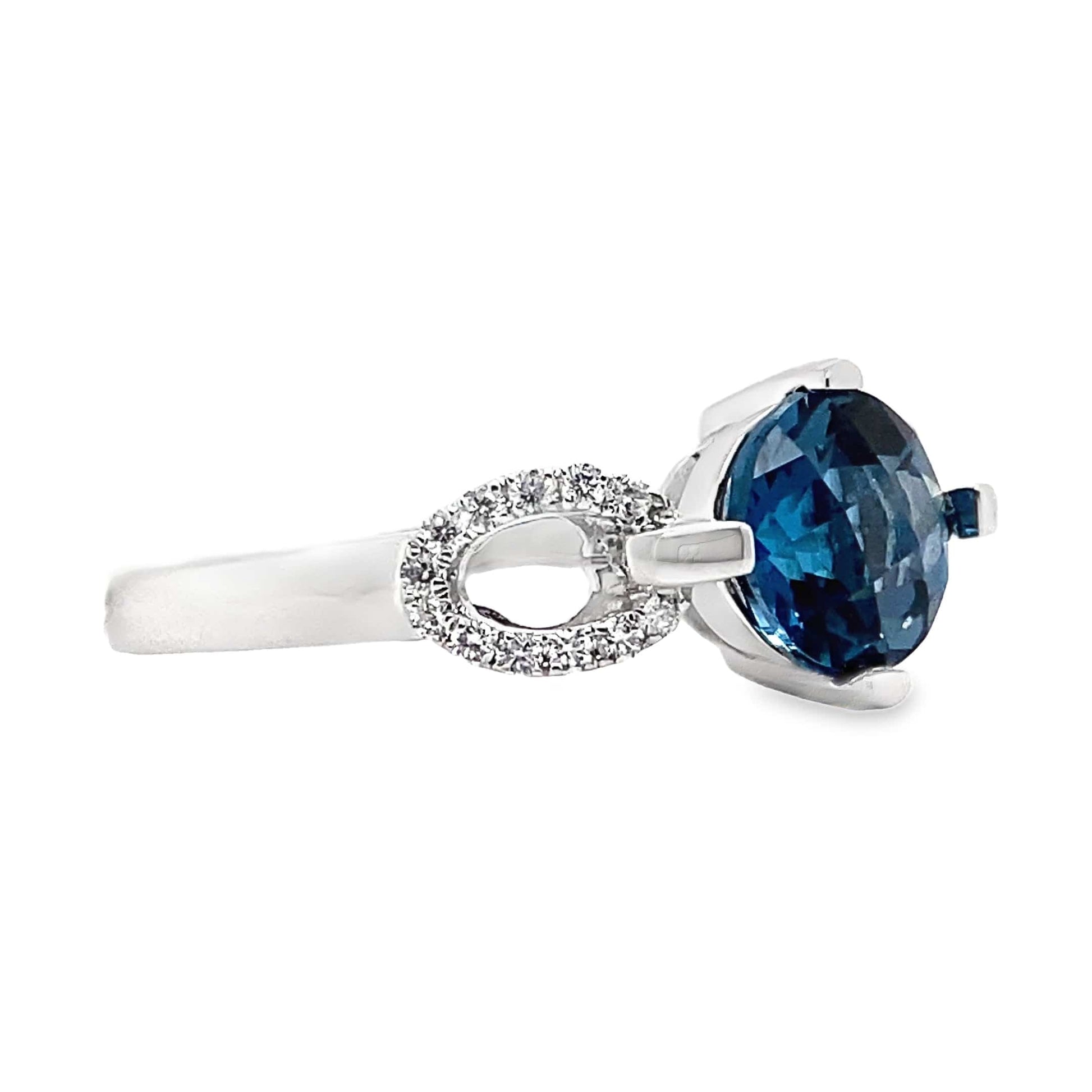 14K WHITE GOLD 1.85 CT LONDON BLUE TOPAZ CENTER 0.14 TW NATURAL DIAMOND ACCENT RING
