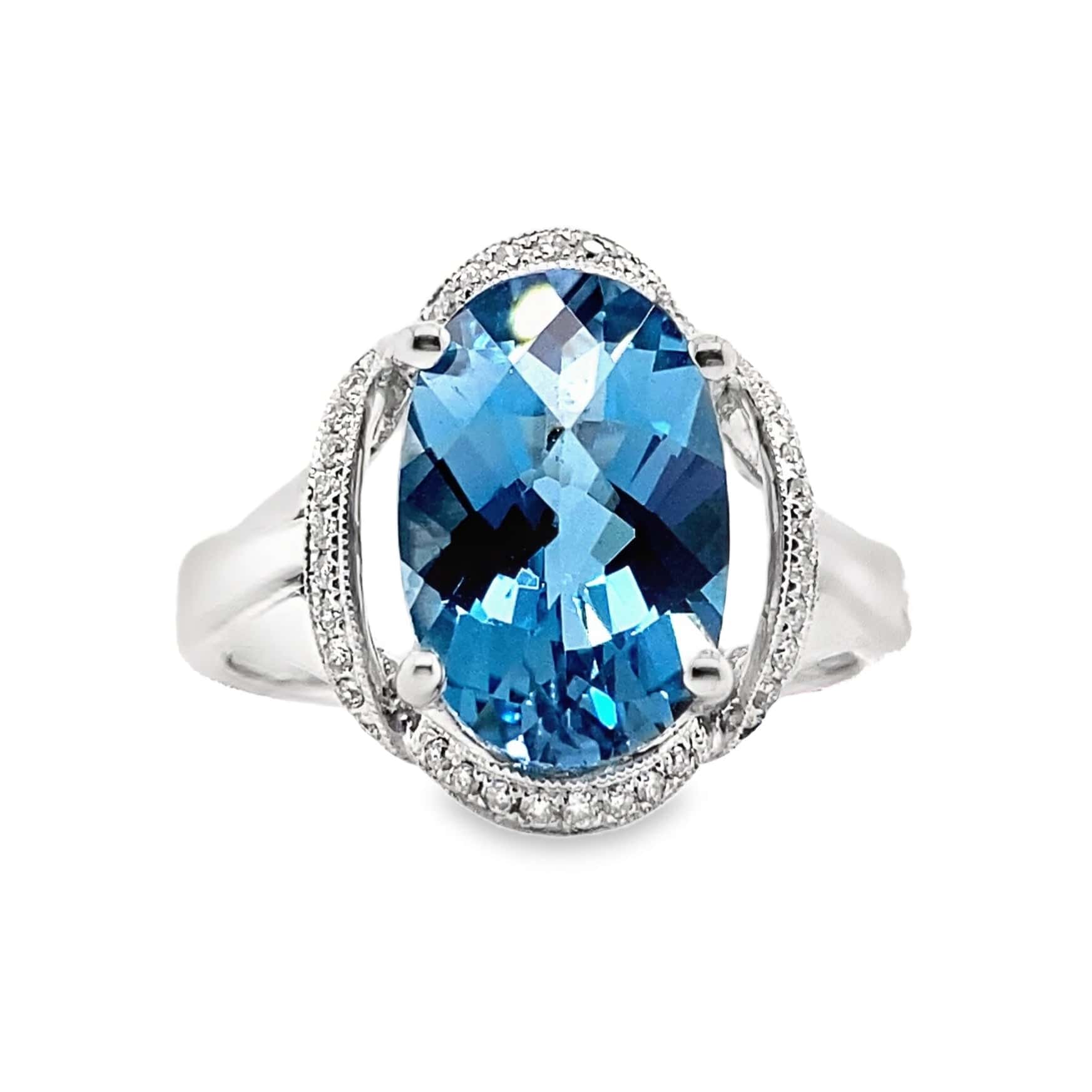 14K WHITE GOLD 3.85 CT LONDON BLUE TOPAZ CENTER 0.228 TW NATURAL DIAMOND ACCENT RING