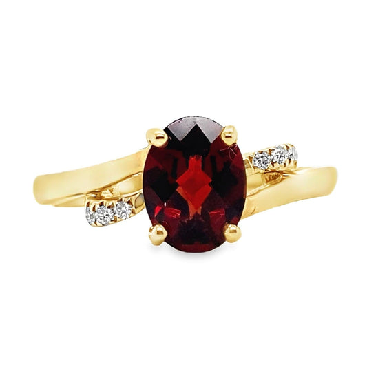 14K WHITE GOLD 1.87 CT GARNET CENTER 0.036 TW NATURAL DIAMOND ACCENT RING