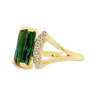 14K WHITE GOLD 1.85 CT GREEN TOURMALINE CENTER 0.112 TW NATURAL DIAMOND ACCENT RING