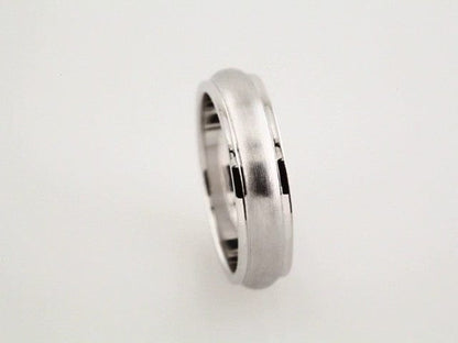 Rings 14K White 5 mm Grooved Comfort-Fit Half Round Band Size 11