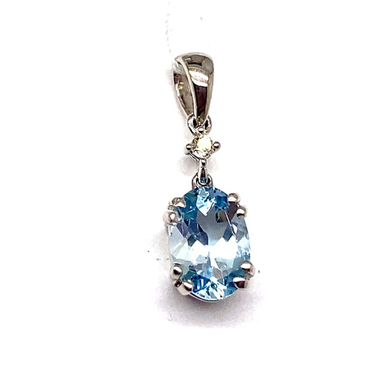 14K WHITE GOLD 0.70 CT AQUAMARINE CENTER 0.018 CT NATURAL DIAMOND ACCENT PENDANT