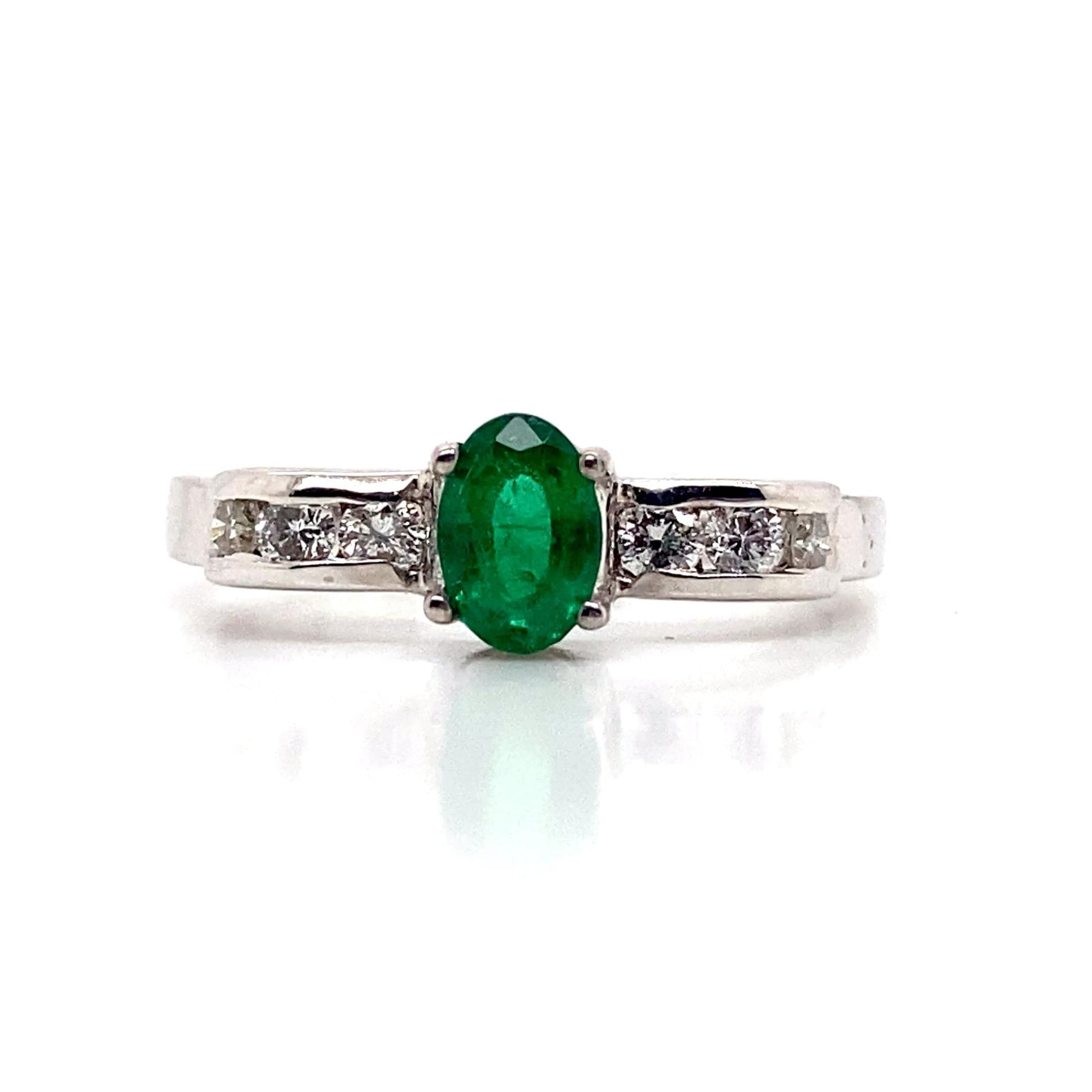 14K WHITE GOLD .40 CT NATURAL EMERALD CENTER  .25 CT TW ROUND BRILLIANT NATURAL DIAMOND ACCENT FASHION RING