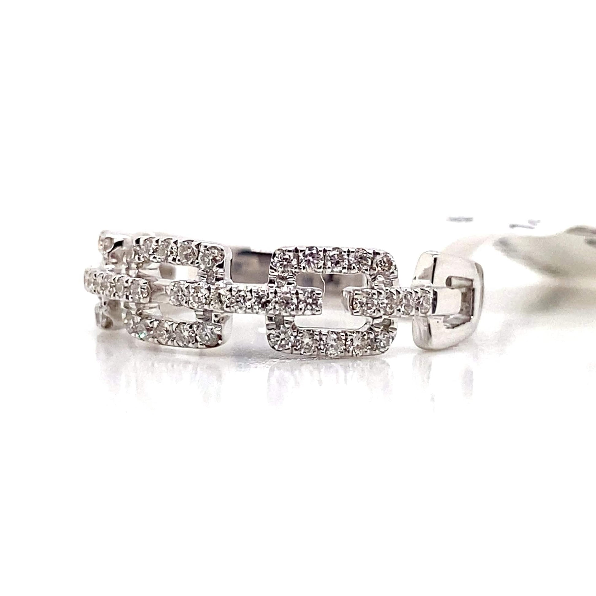 14K WHITE GOLD .31 CT TW NATURAL DIAMOND ACCENT FASHION RING